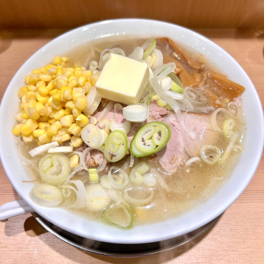 札幌六坊塩ラーメン